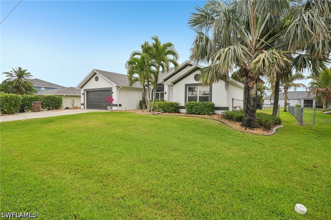 4 Bed Pool Home for Sale in Cape Coral, photo 4
