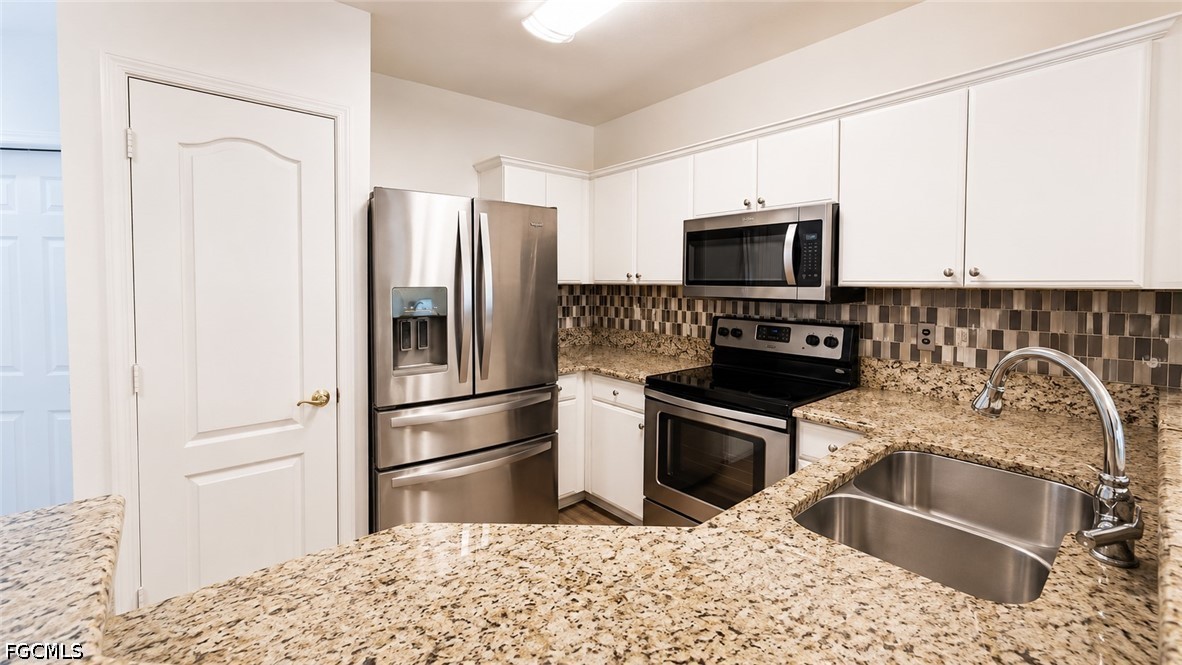 2 Bed Townhouse for Sale in Olympia Pointe, FL, $169,900 — photo 4