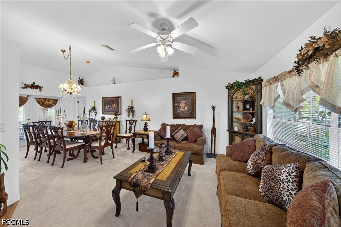 3 Bed SingleFamilyResidence for Sale in Cape Coral, photo 4