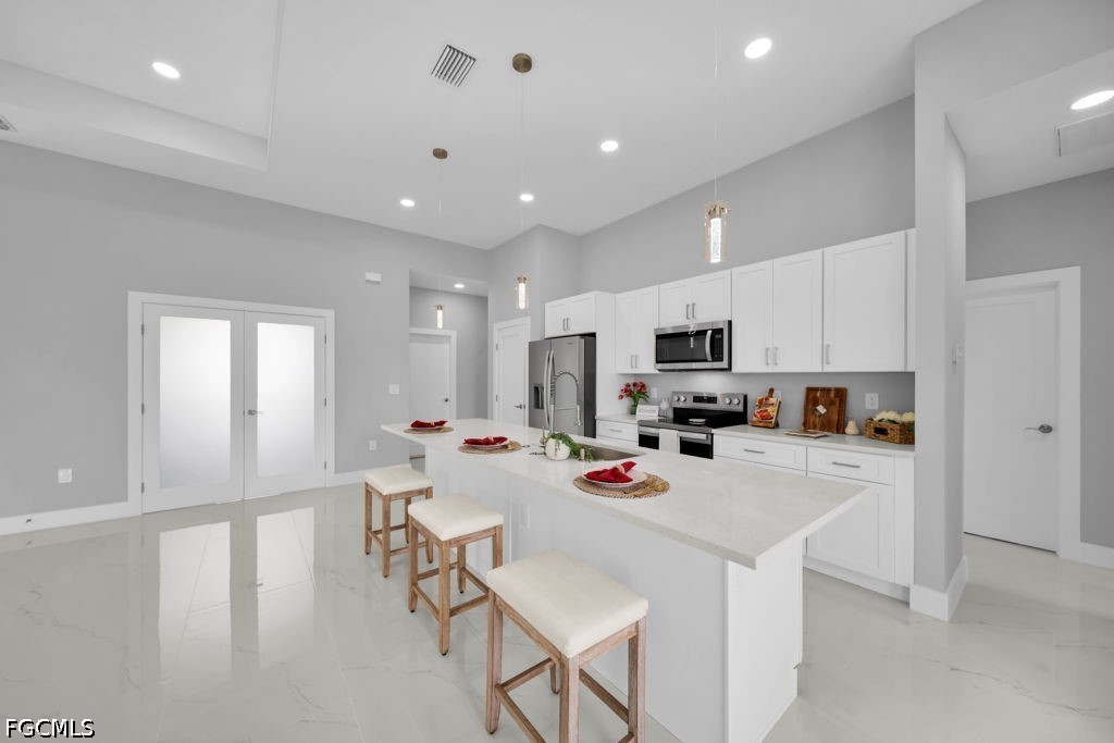 3 Bed SingleFamilyResidence for Sale in Cape Coral, FL — photo 4