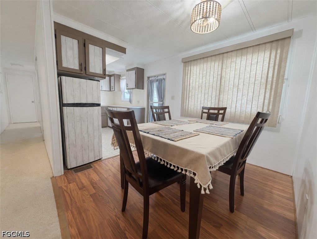 2 Bed ManufacturedHome for Sale in North Fort Myers, photo 4