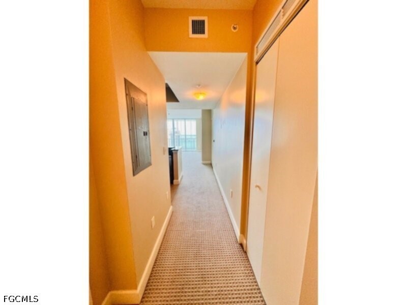 2 Bed Waterfront Home for Sale in Oasis, photo 4