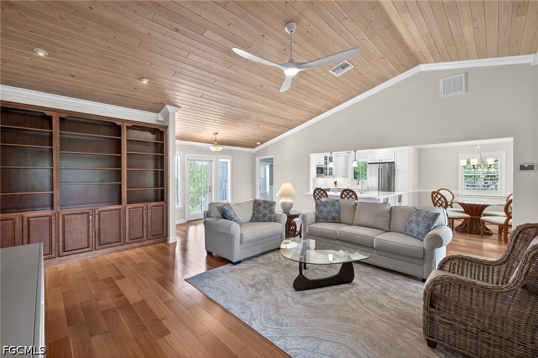 3 Bed SingleFamilyResidence for Sale in Gulf Pines, FL — photo 4