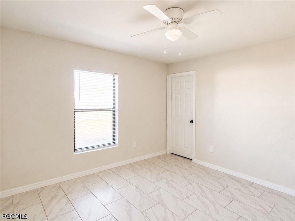 3 Bed Duplex for Sale in Cape Coral, photo 4