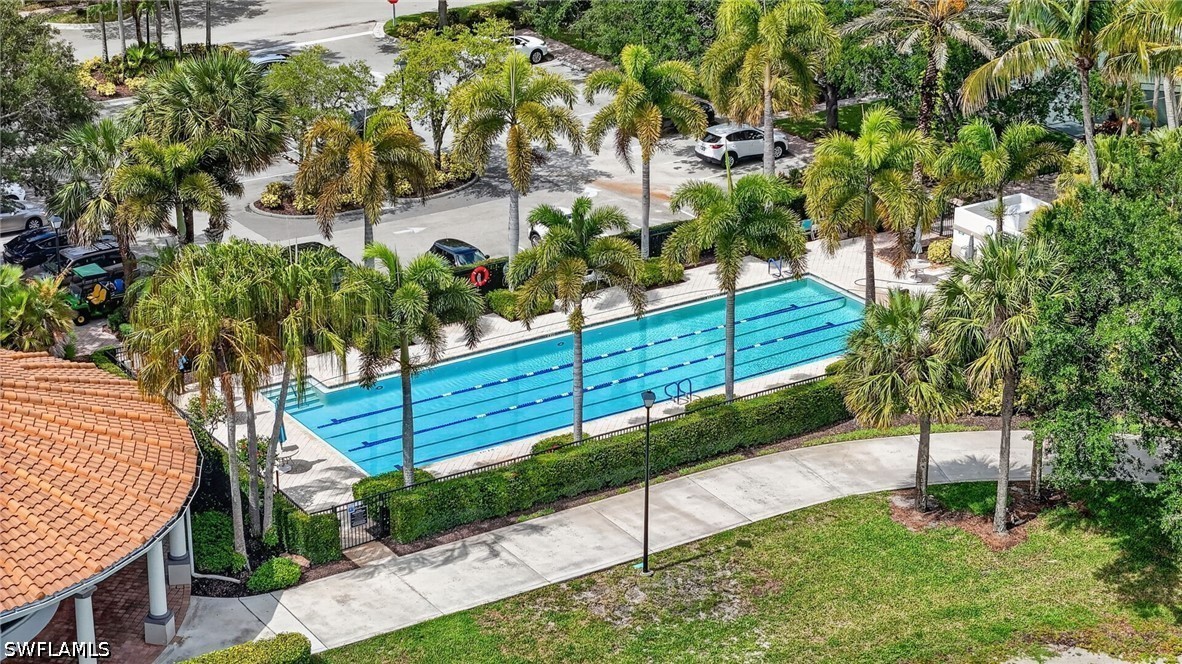 3 Bed Pool Home for Sale in Island Walk, photo 4