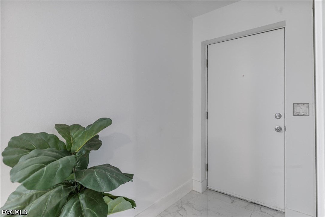 2 Bed Townhouse for Sale in Cape Coral, photo 4
