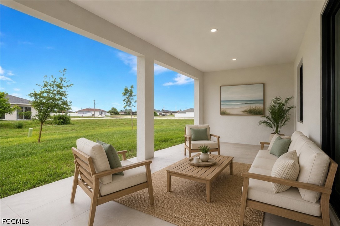 3 Bed SingleFamilyResidence for Sale in Cape Coral, photo 4