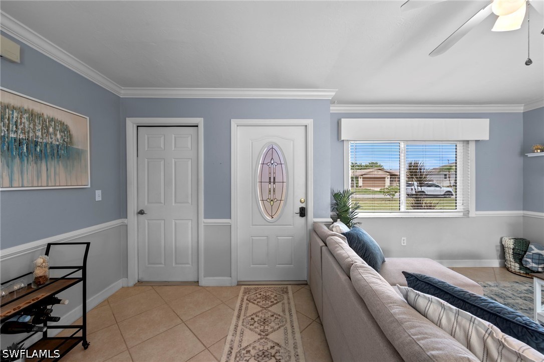 3 Bed Pool Home for Sale in Cape Coral, photo 4