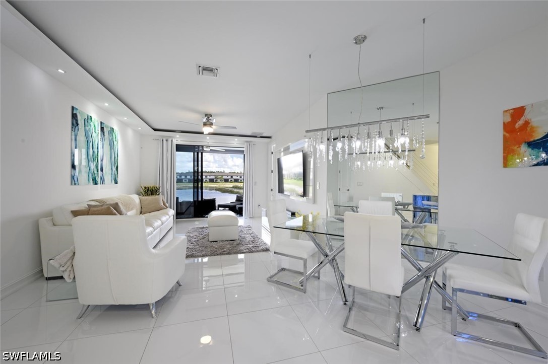 3 Bed Waterfront Home for Sale in Naples, photo 4