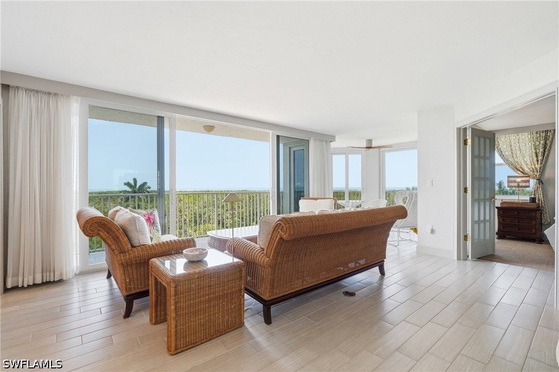 2 Bed Waterfront Home for Sale in St Lucia, photo 4