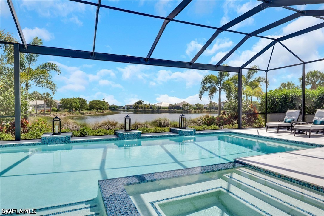 3 Bed Pool Home for Sale in Naples, photo 4