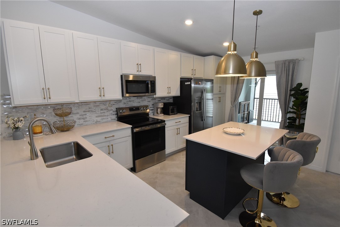 2 Bed Waterfront Home for Sale in Punta Gorda, FL, $325,000 — photo 4