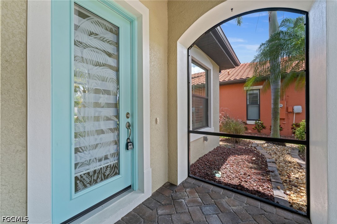 3 Bed Pool Home for Sale in Hampton Park, photo 4