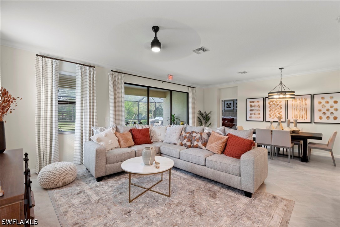 3 Bed Pool Home for Sale in Portico, photo 4