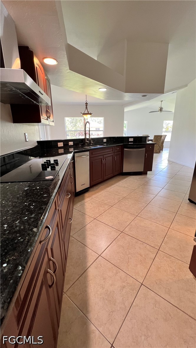 3 Bed SingleFamilyResidence for Sale in Lehigh Acres, photo 4