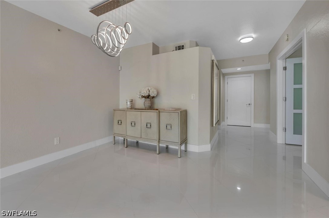 3 Bed Condominium for Sale in Calusa Bay South, photo 4