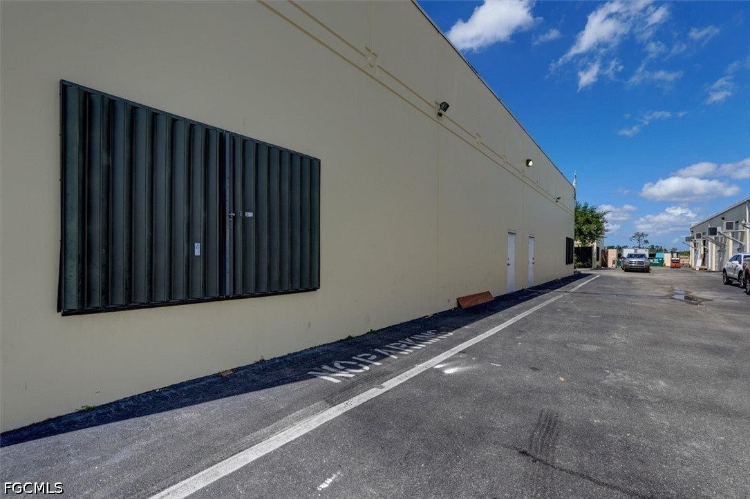 Warehouse for Sale in Fort Myers, FL — photo 4