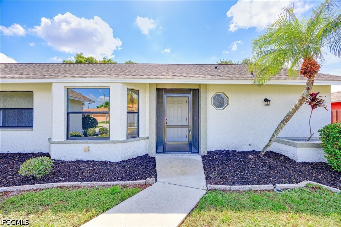 3 Bed SingleFamilyResidence for Sale in Cape Coral, photo 4