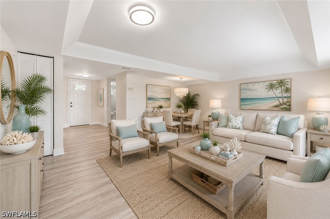 2 Bed Condominium for Sale in Naples, photo 4