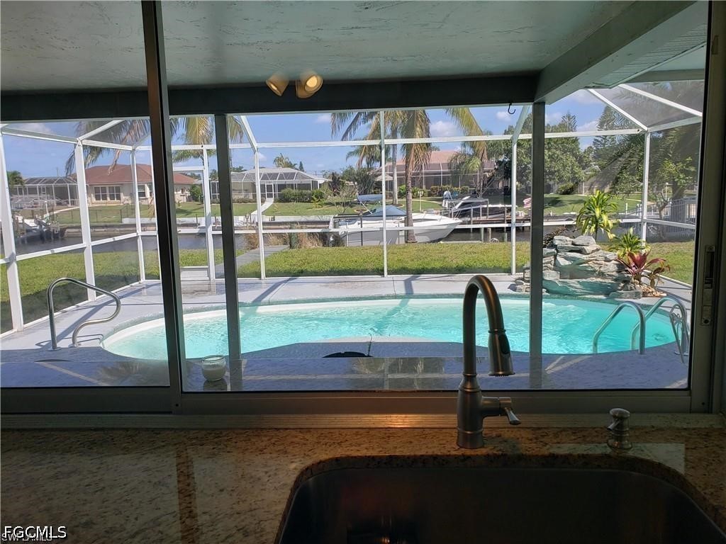 2 Bed Pool Home for Sale in Cape Coral, photo 4