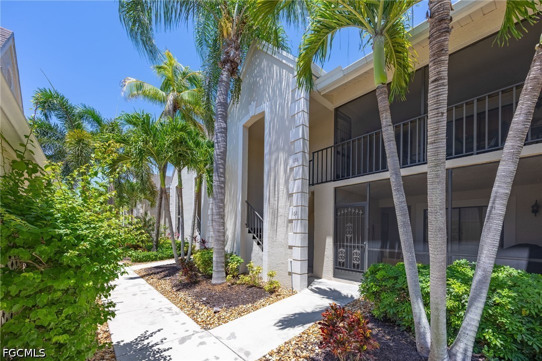 2 Bed Condominium for Sale in Verandas, FL, $208,500 — photo 4