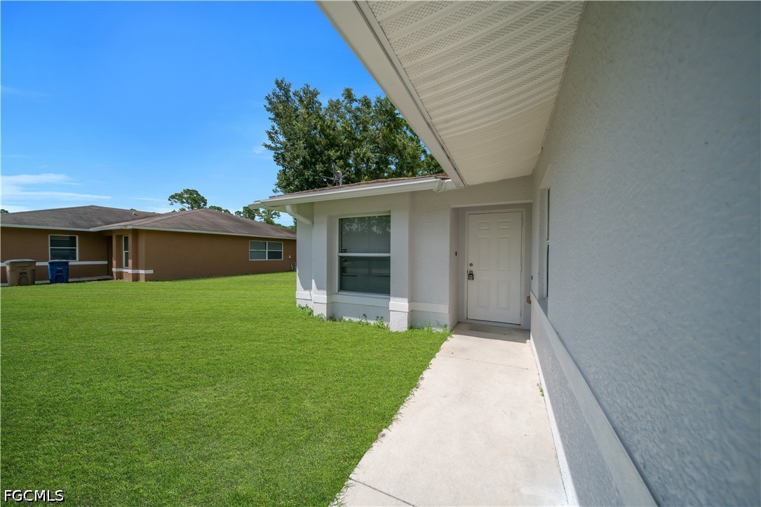 6 Bed Duplex for Sale in Lehigh Acres, photo 4