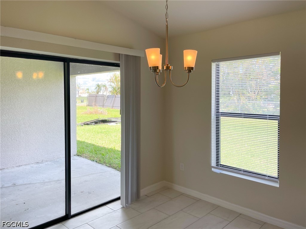 3 Bed SingleFamilyResidence for Sale in Cape Coral, photo 4