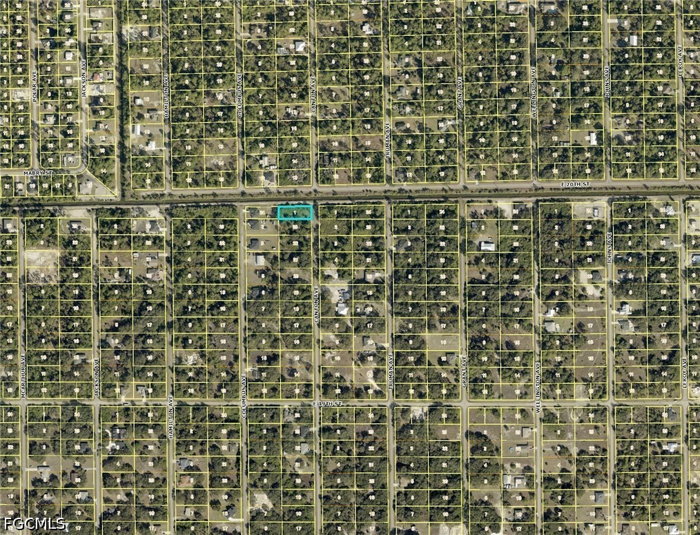 Residential for Sale in Lehigh Acres, photo 4