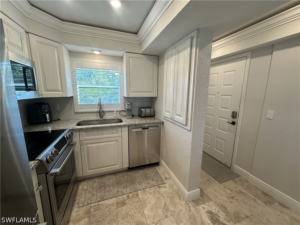 2 Bed Condominium for Sale in Fort Myers Beach, photo 4