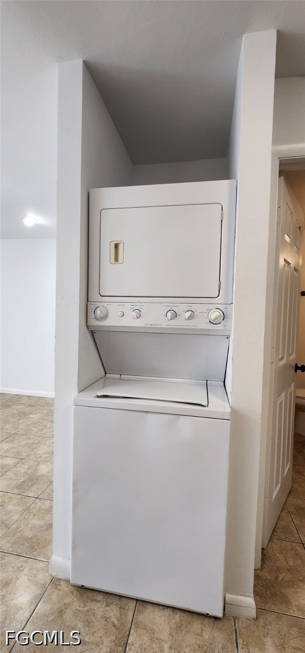 1 Bed Condominium for Sale in Cape Coral, photo 4