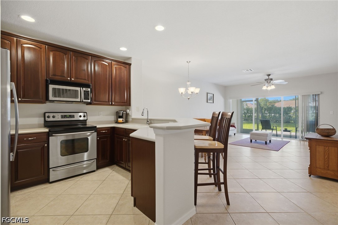 2 Bed Townhouse for Sale in Cypress Landing, photo 4