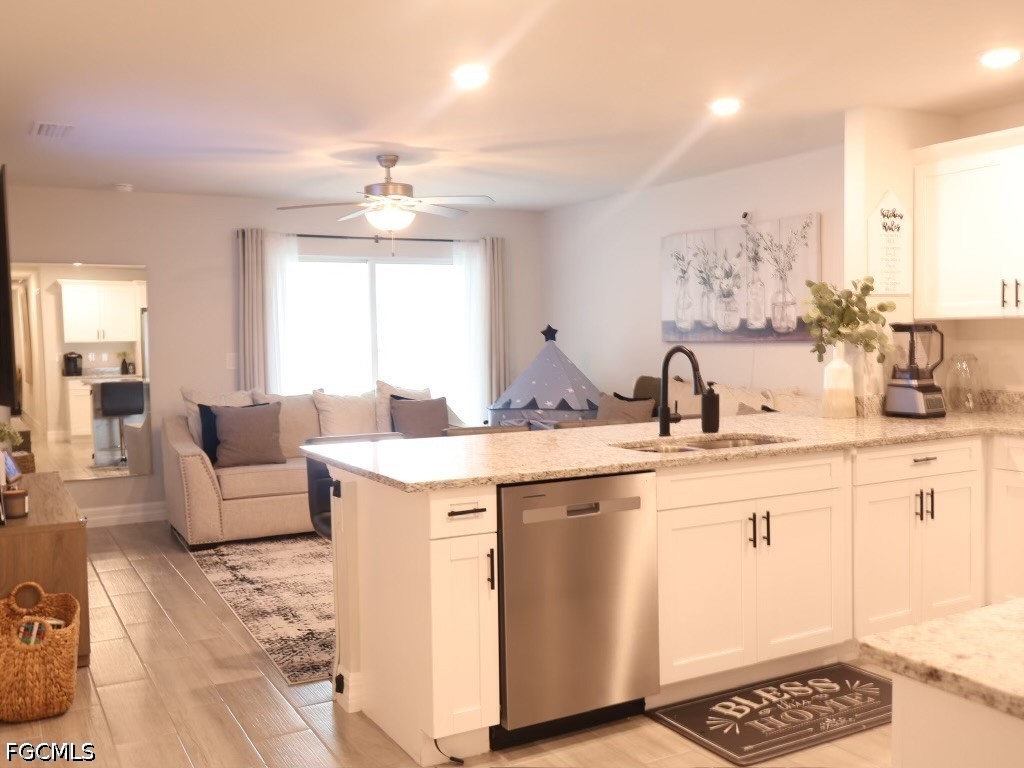 6 Bed Duplex for Sale in Fort Myers, photo 4