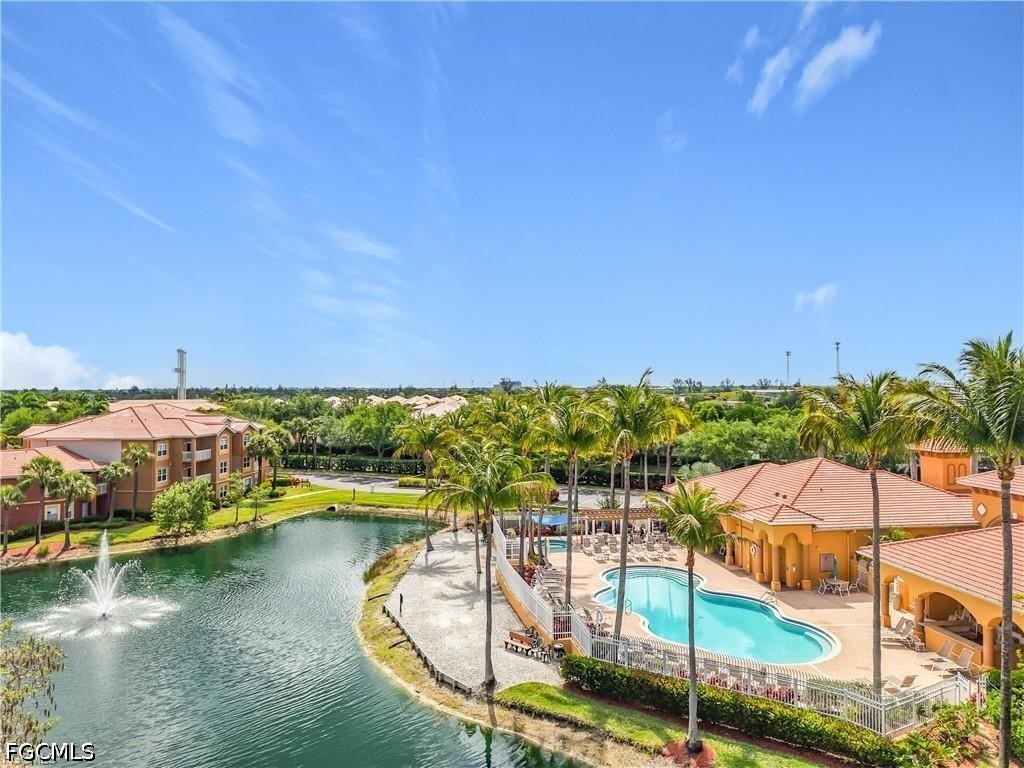 2 Bed Condominium for Sale in Fort Myers, FL — photo 4