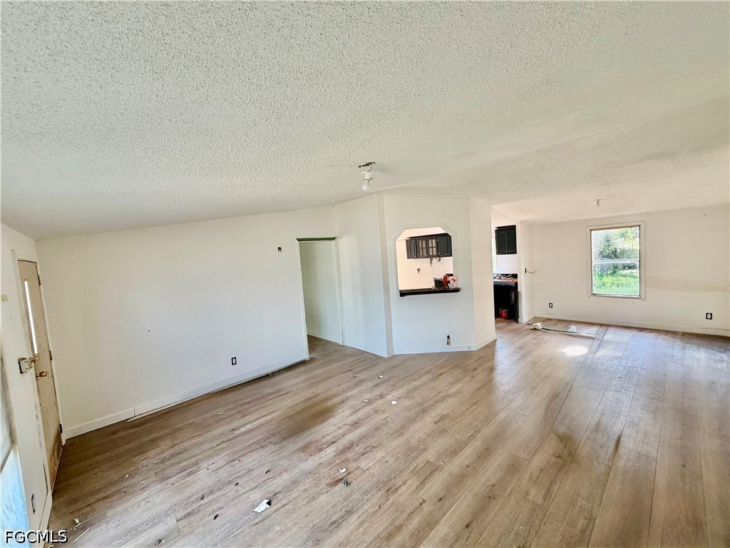 3 Bed ManufacturedHome for Sale in Not Applicable, FL — photo 4