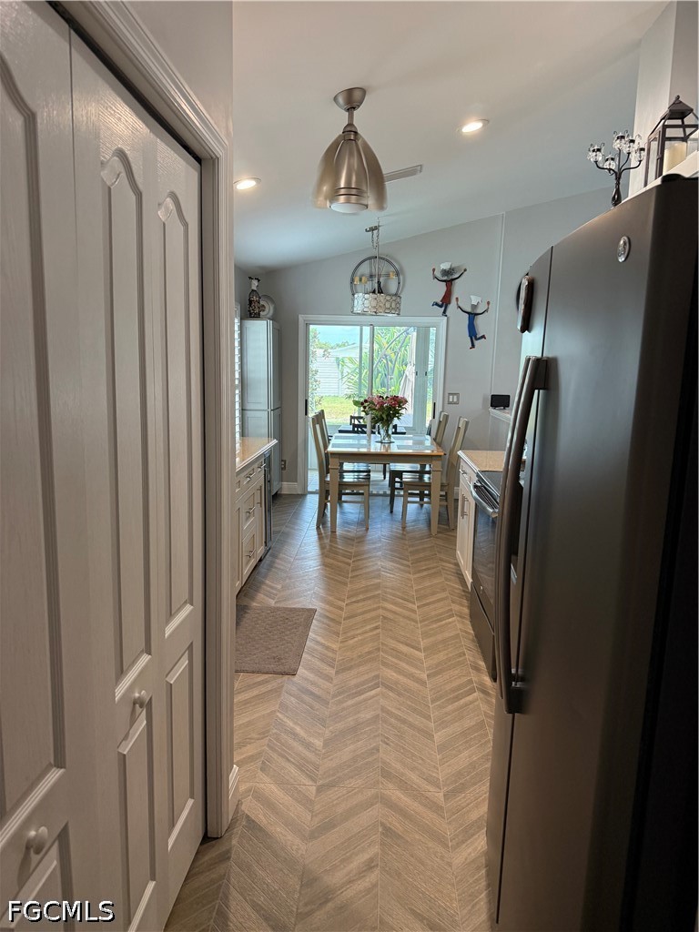2 Bed SingleFamilyResidence for Sale in North Fort Myers, FL — photo 4