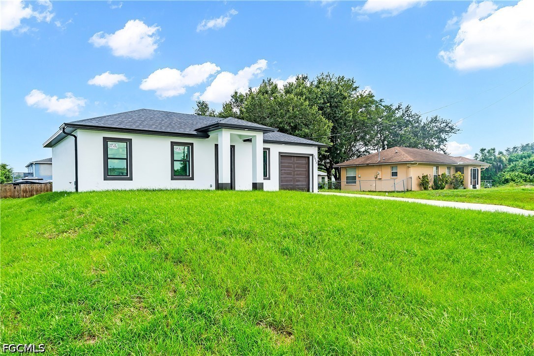 3 Bed SingleFamilyResidence for Sale in Lehigh Acres, FL — photo 4