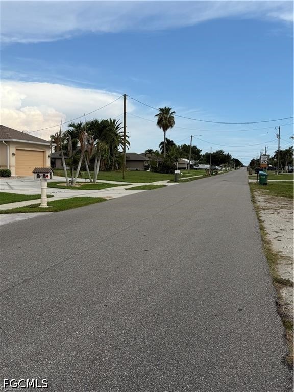 Waterfront Home for Sale in Cape Coral, FL, $112,000 — photo 4