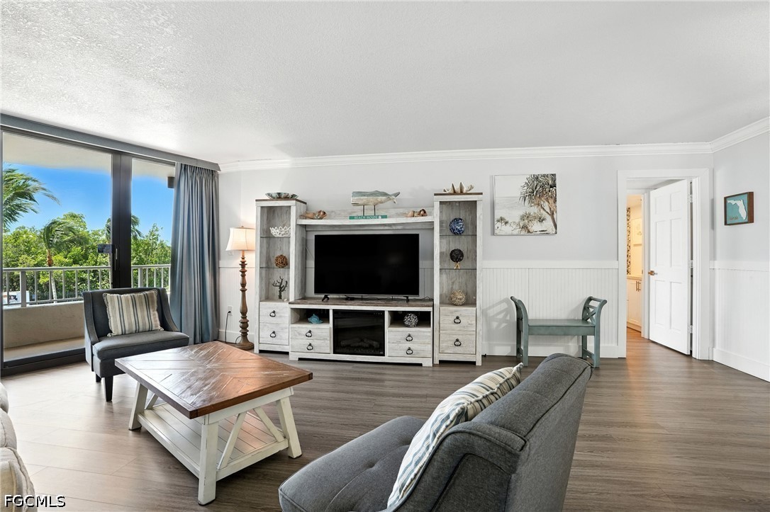 2 Bed Waterfront Home for Sale in Marco Island, FL, $519,000 — photo 4