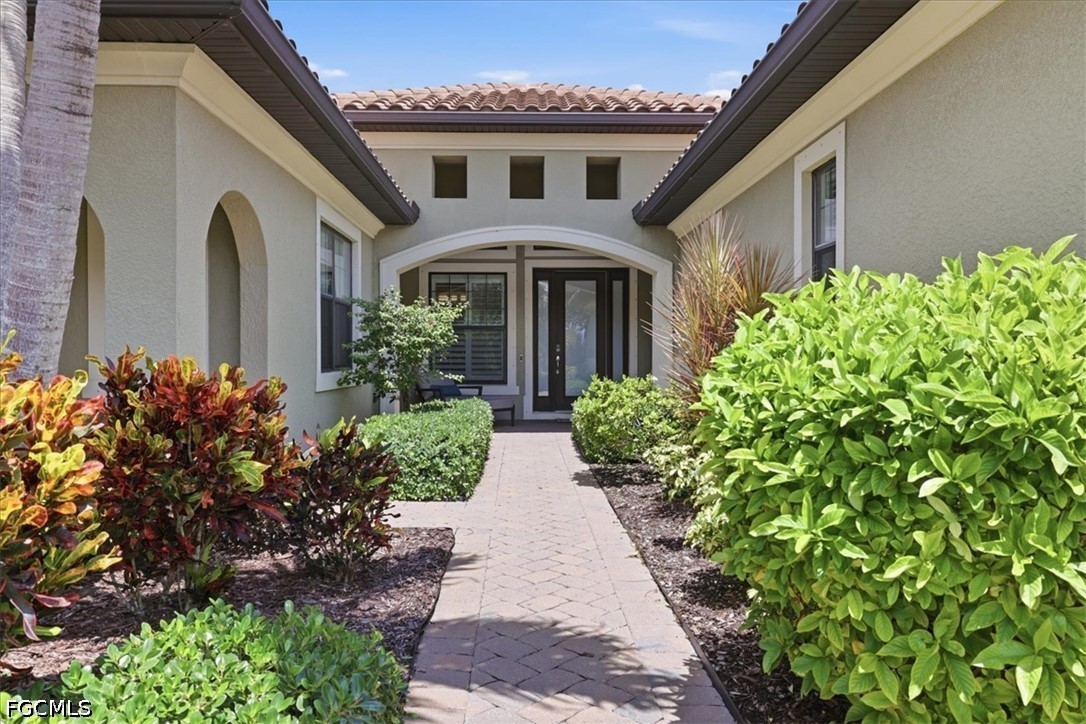 3 Bed Pool Home for Sale in Hampton Park, photo 4