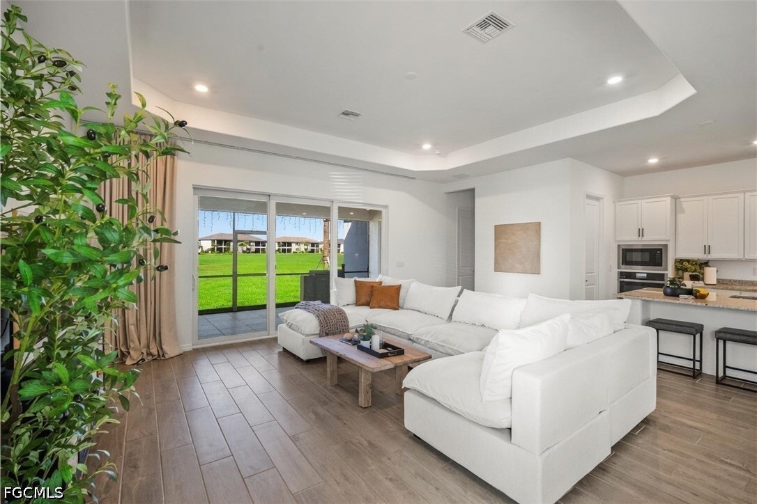 4 Bed SingleFamilyResidence for Sale in Babcock National, FL — photo 4