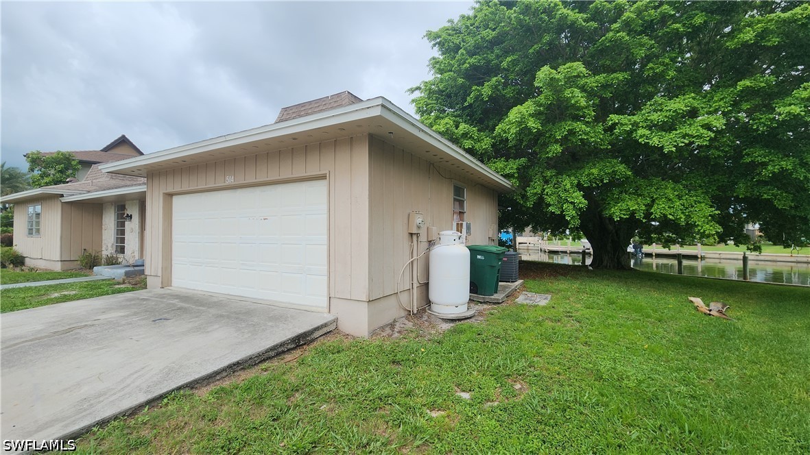 3 Bed Waterfront Home for Sale in Marco Island, FL — photo 4