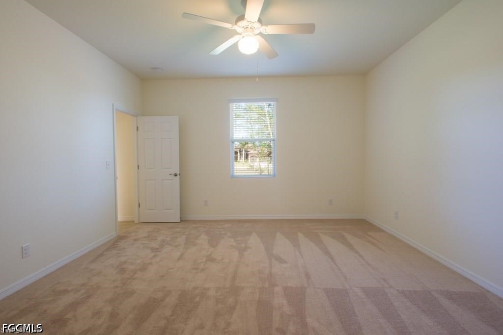 3 Bed SingleFamilyResidence for Sale in Cape Coral, FL — photo 4