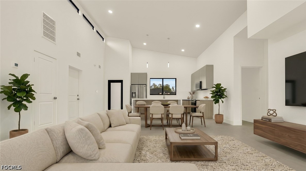 3 Bed SingleFamilyResidence for Sale in Lehigh Acres, FL — photo 4