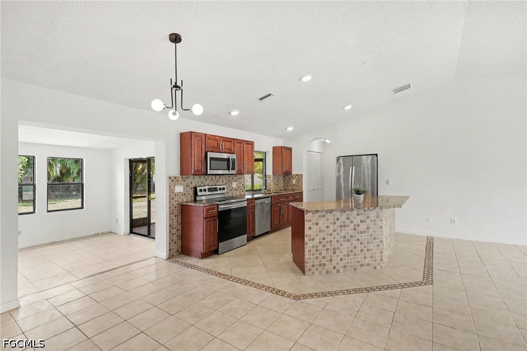3 Bed SingleFamilyResidence for Sale in Cape Coral, FL — photo 4