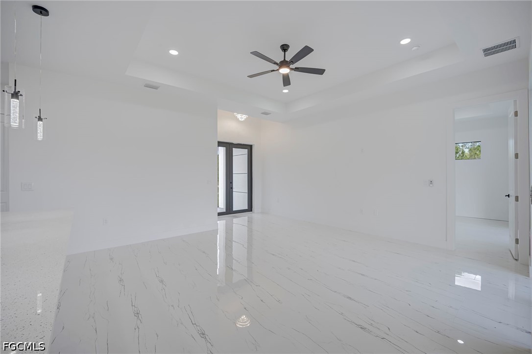 3 Bed SingleFamilyResidence for Sale in Lehigh Acres, FL — photo 4