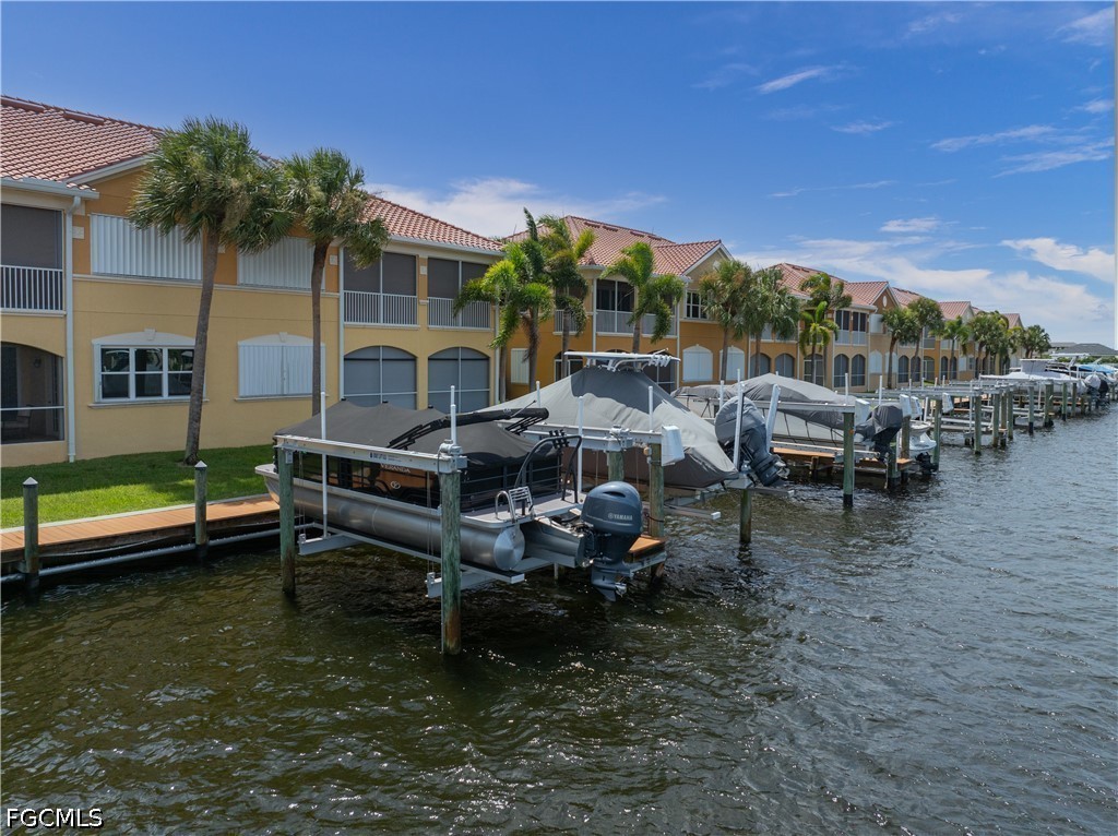 3 Bed Waterfront Home for Sale in Blue Water, FL, $519,900 — photo 4