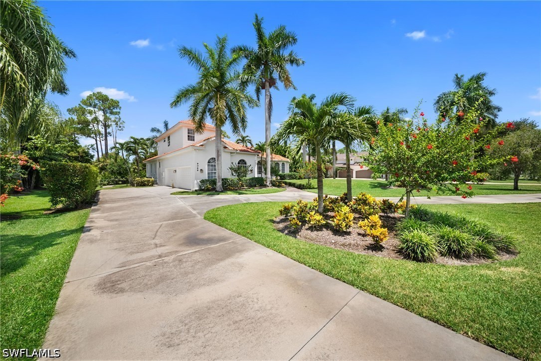 4 Bed Pool Home for Sale in Naples, FL, $2,485,000 — photo 4