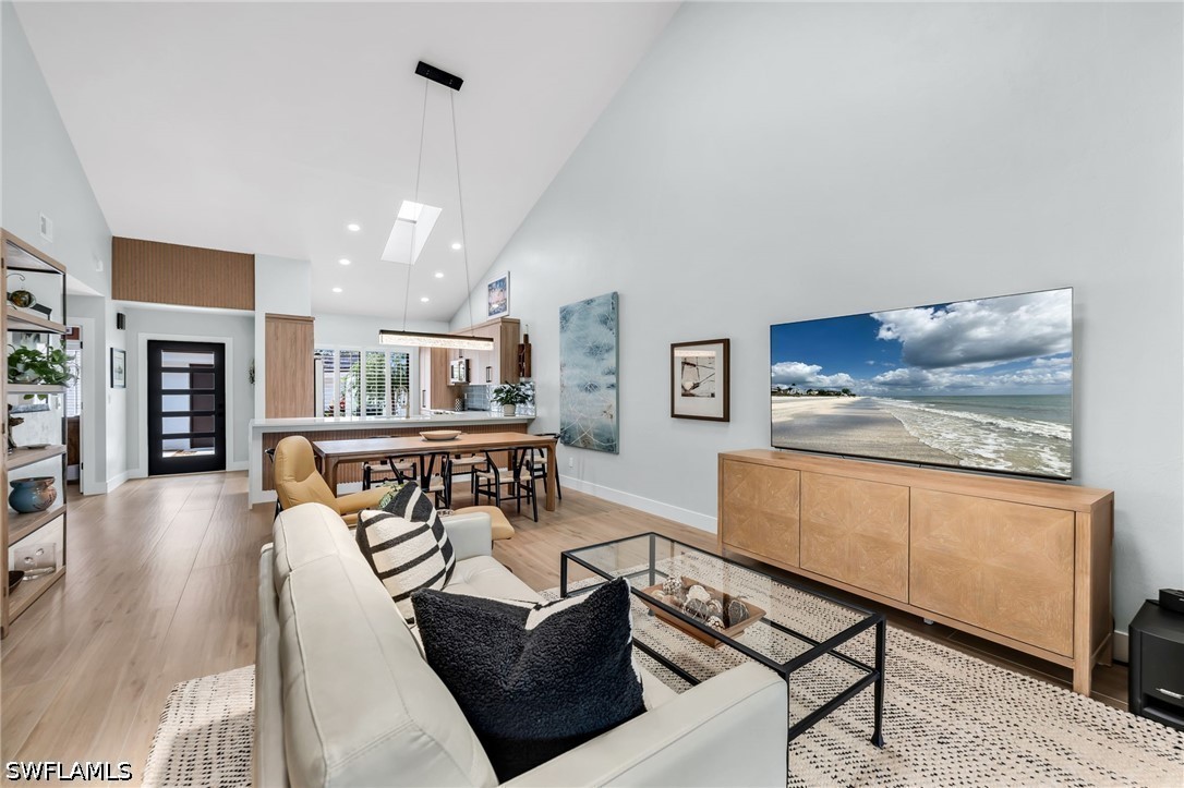 2 Bed Waterfront Home for Sale in Naples, FL, $975,000 — photo 4