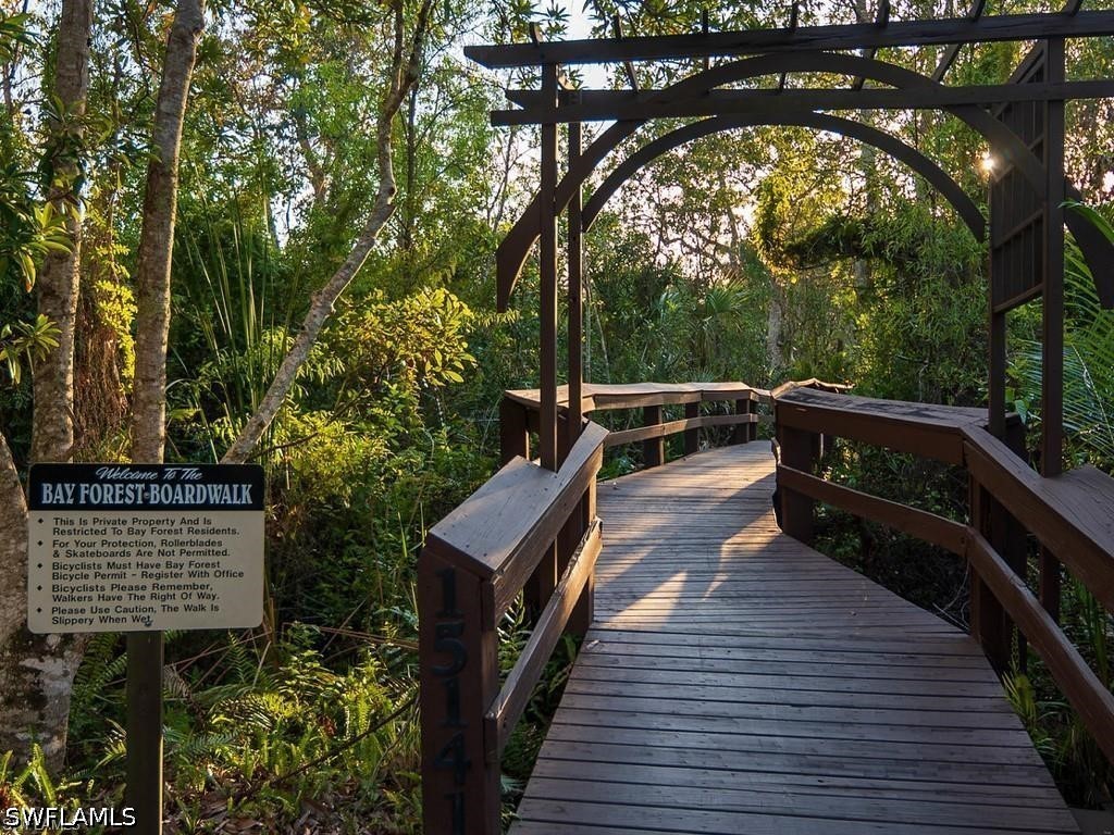 3 Bed Condominium for Sale in Naples Cove, FL, $5,000 — photo 4
