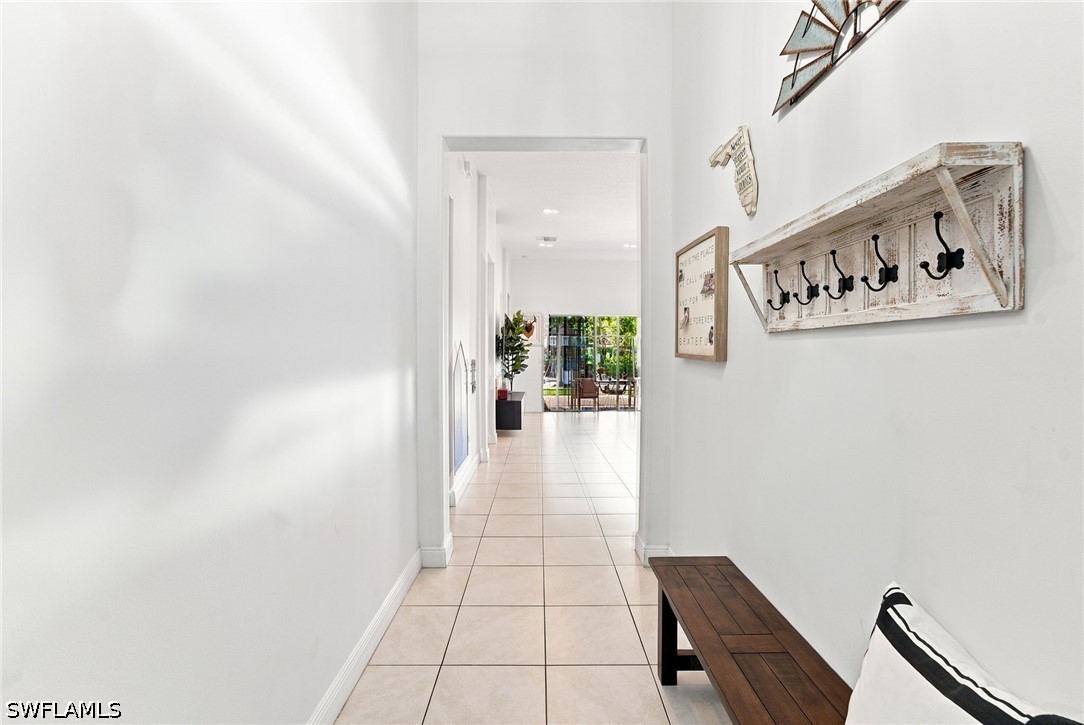 3 Bed SingleFamilyResidence for Sale in Maple Ridge, FL — photo 4